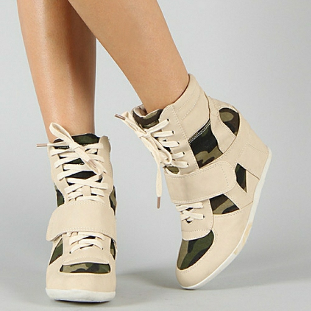 Bamboo Wedge Sneakers